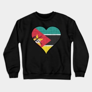 Mozambican Jigsaw Puzzle Heart Design - Gift for Mozambican With Mozambique Roots Crewneck Sweatshirt